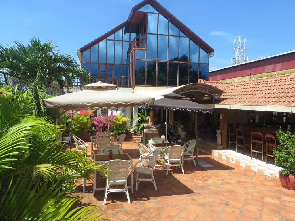 Divers Hotel Sihanoukville Esterno foto