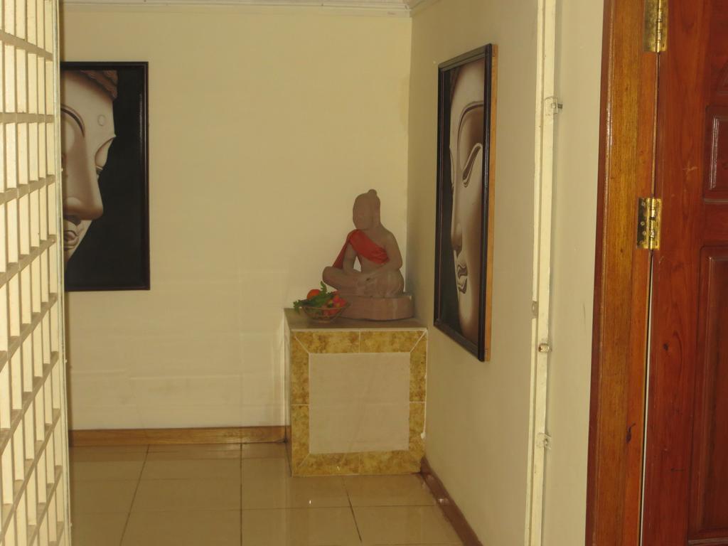Divers Hotel Sihanoukville Esterno foto