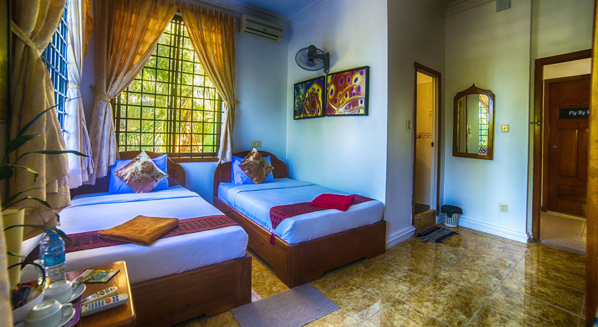 Divers Hotel Sihanoukville Esterno foto