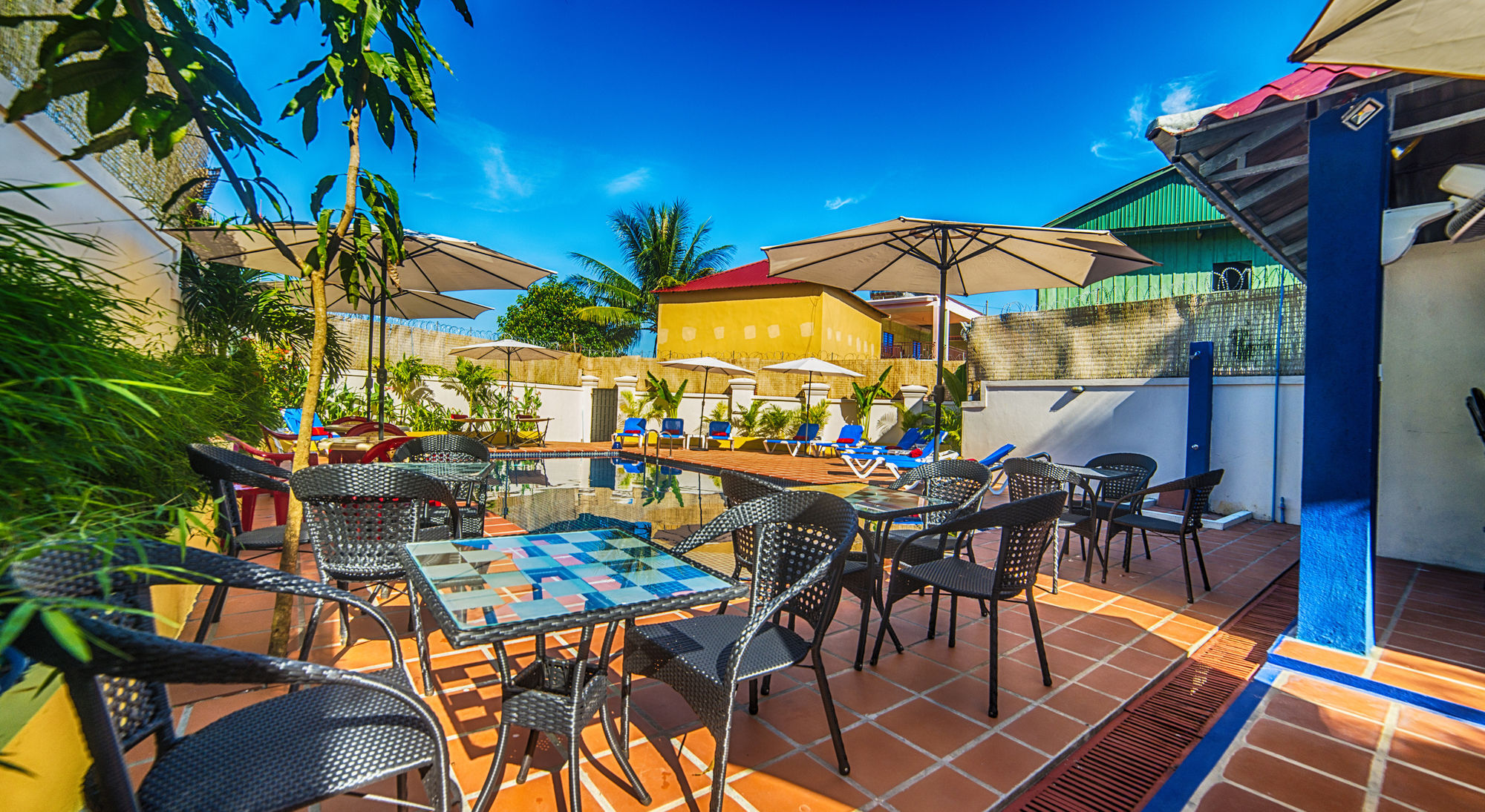 Divers Hotel Sihanoukville Esterno foto