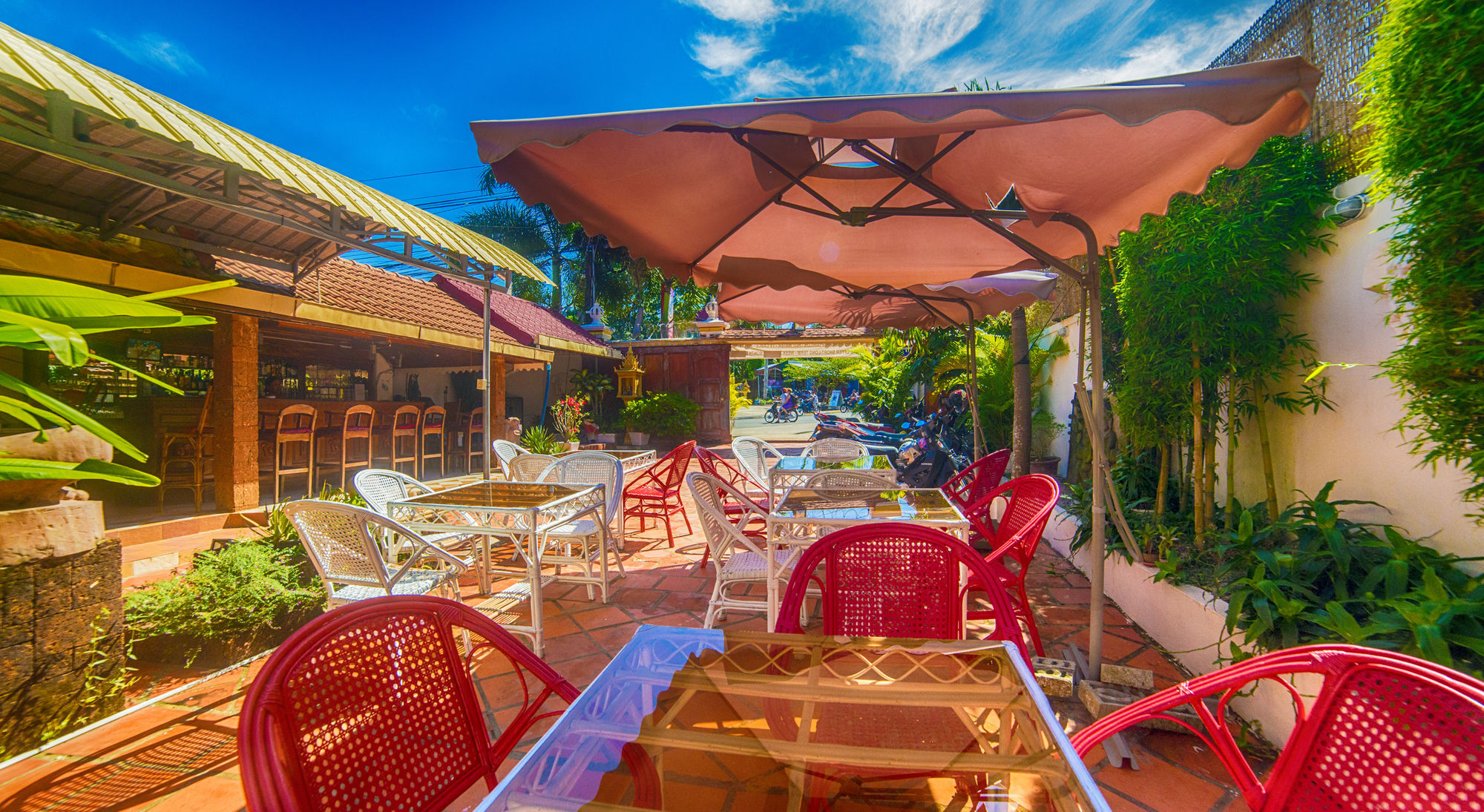 Divers Hotel Sihanoukville Esterno foto